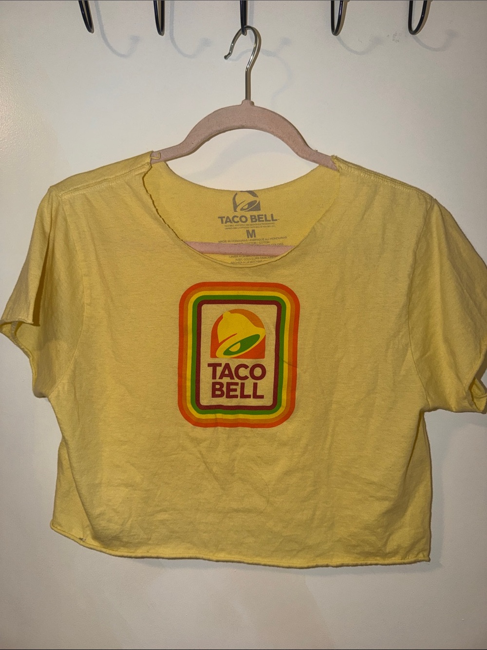 Women's Taco Bell cropped t-shirt features a vintage-style l